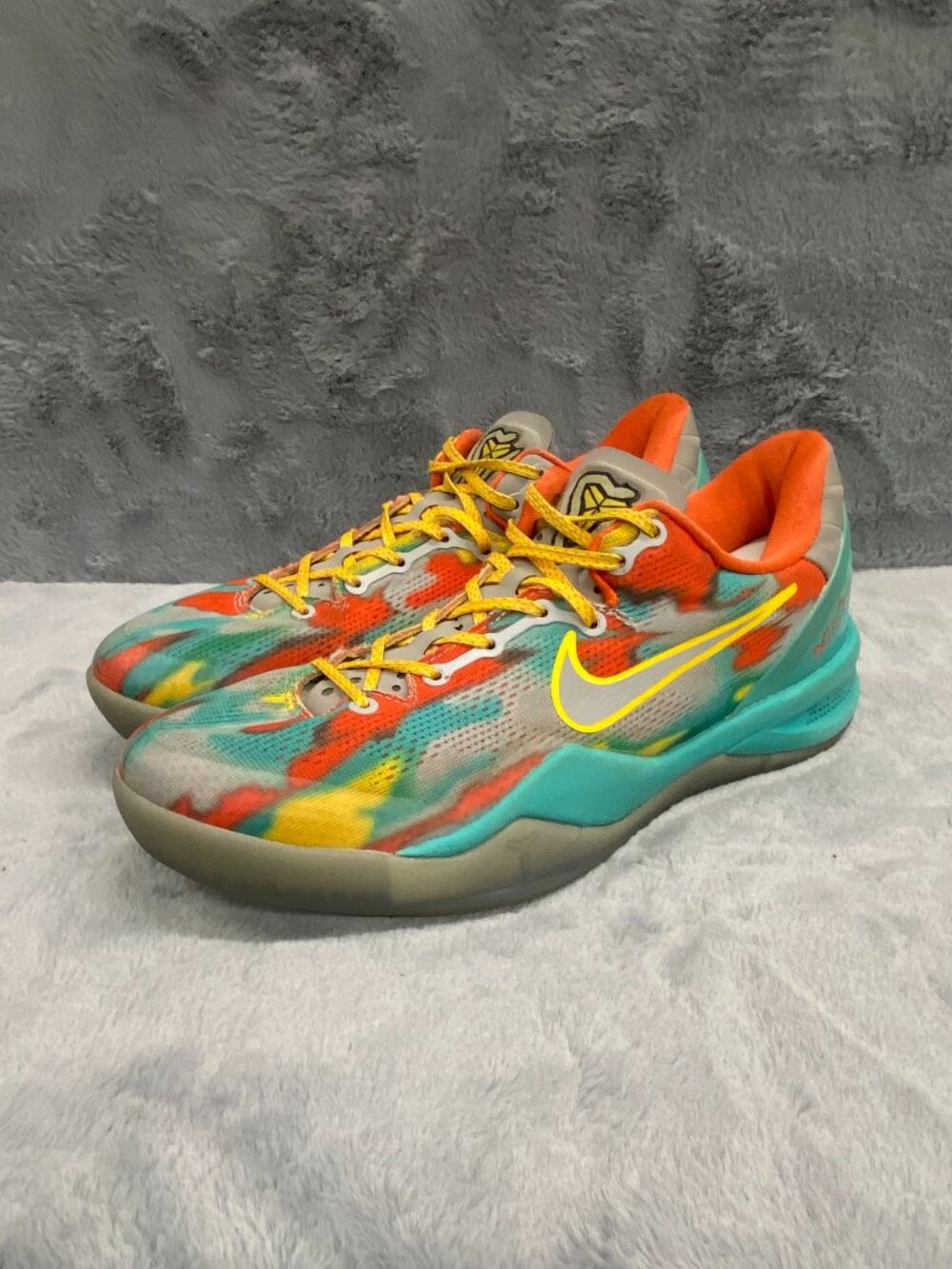 Nike Kobe Bryant 8 Venice Beach Shoes Mens Size 8 Green Yellow Orange Sneakers